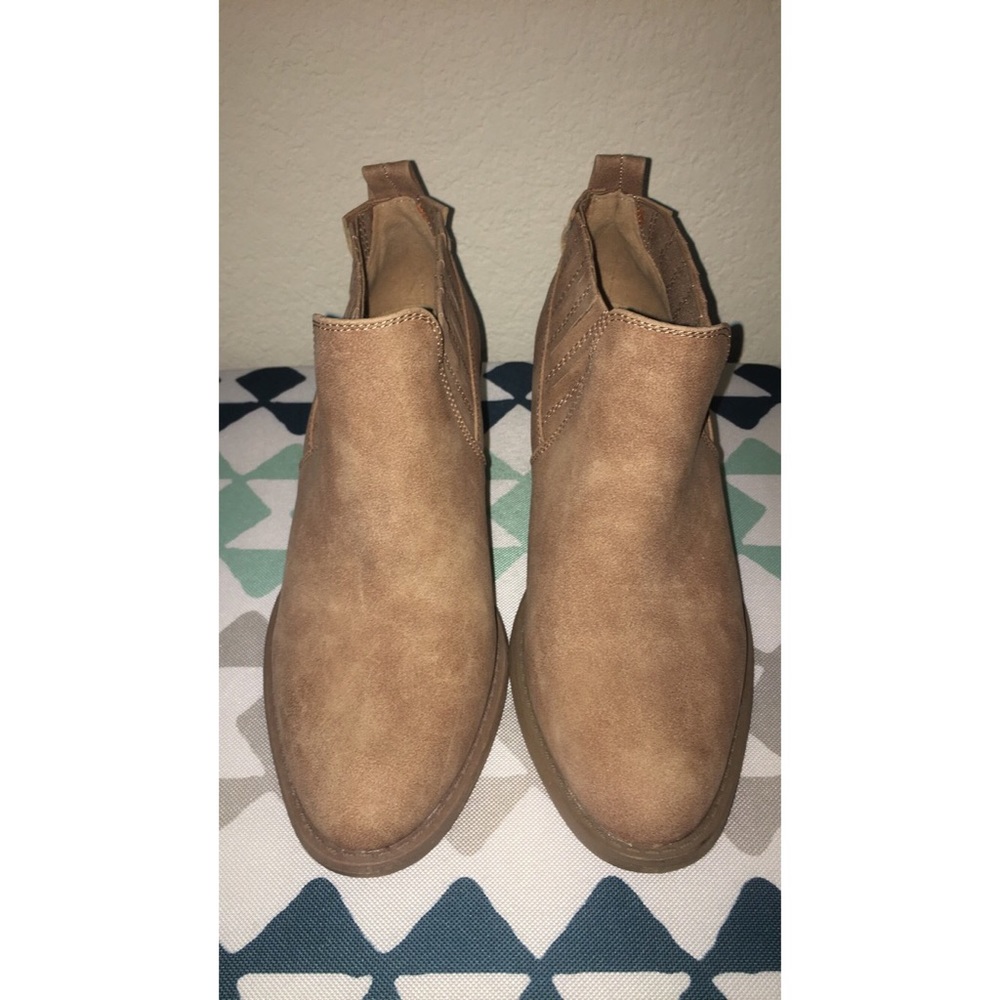 Tan booties - Picture 4 of 4